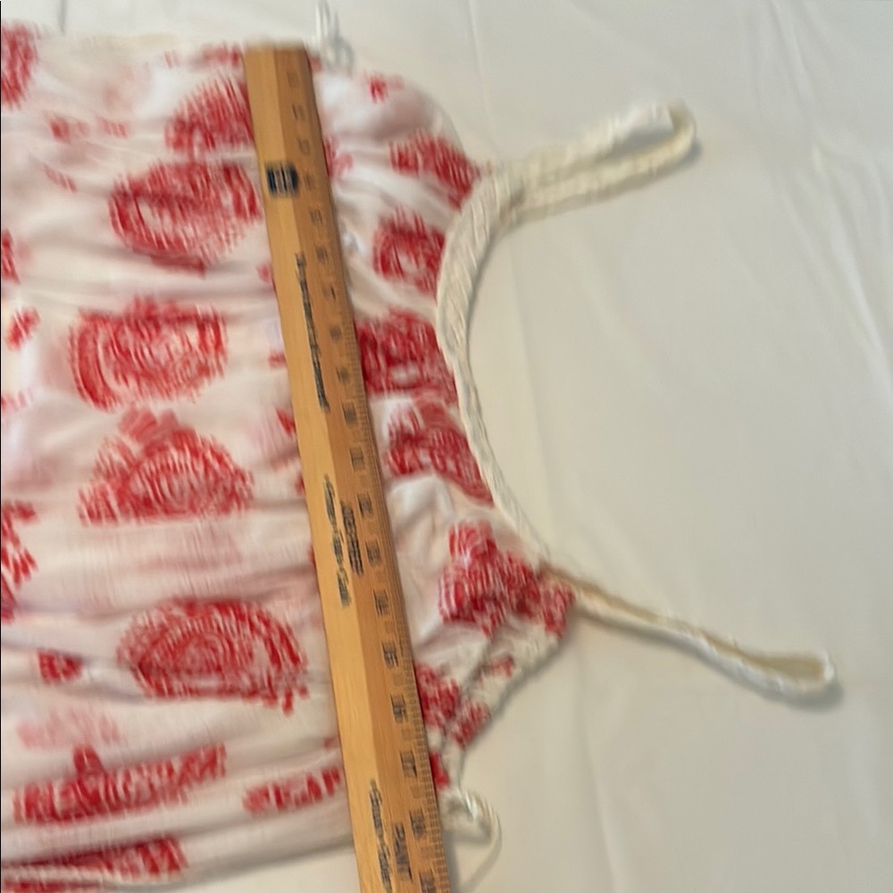 Free People red And white cover up. - Picture 12 of 13